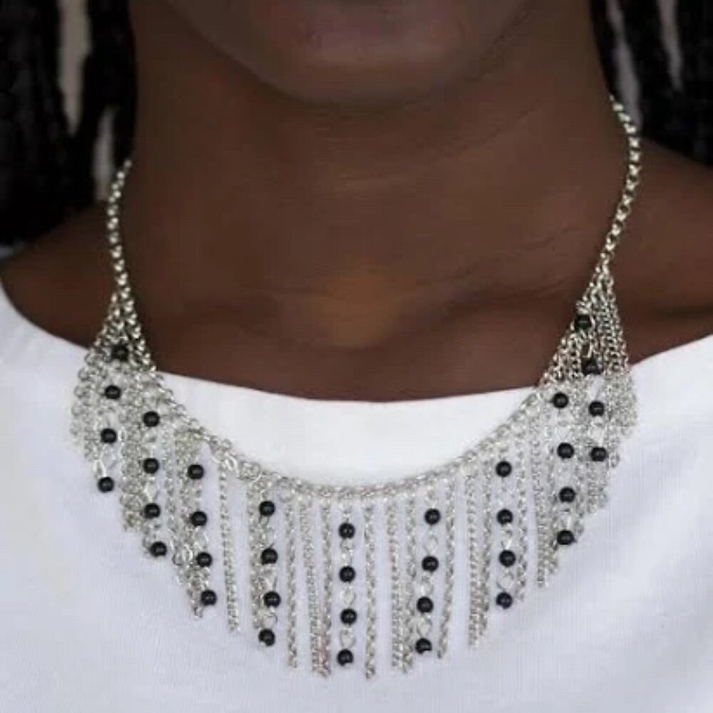Paparazzi Harlem Hideaway Black Necklace & Earrings Set